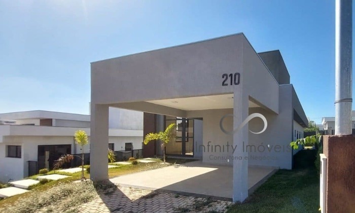 Casa c/ 4 quartos, 2 suítes, 2 vagas por R$1.790.000,00