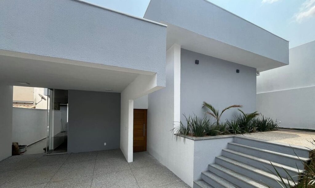 Casa 3 quartos, 1 suíte c/ varanda, Jardim Imperial R$790.000,00