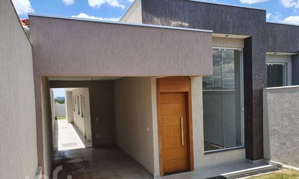 Casa c/ 3 quartos, 1 suíte no Por do Sol por R$590.000,00